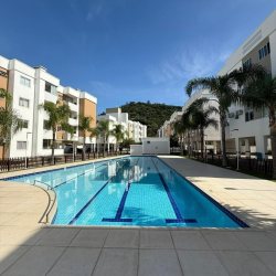 Apartamentos com 64m², 2 quartos, 1 garagem, no bairro Canasvieiras em Florianópolis