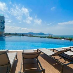 Cobertura com 235m², 3 quartos, 3 suítes, 3 garagens, no bairro Ingleses do Rio Vermelho em Florianópolis