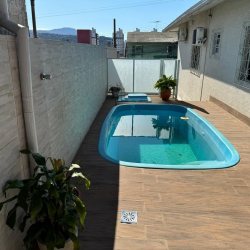 Casa Residencial com 112m², 3 quartos, 2 garagens, no bairro Ipiranga em São José