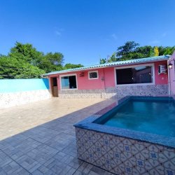 Casa Residencial com 170m², 5 quartos, 3 garagens, no bairro São João Do Rio Vermelho em Florianópolis