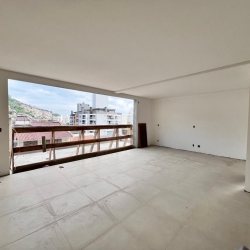 Studio Residencial com 58m², 1 quarto, 1 garagem, no bairro Centro em Florianópolis