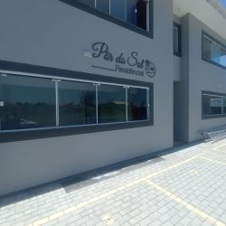 Apartamentos com 90m², 3 quartos, 1 suíte, 1 garagem, no bairro Praia do SOl em Laguna