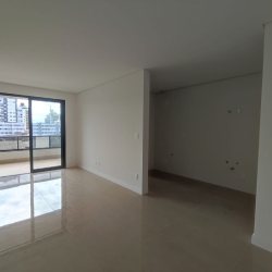 Apartamentos com 88m², 2 quartos, 1 suíte, 1 garagem, no bairro Nossa Senhora Do Rosário em São José