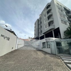 Apartamentos com 91m², 3 quartos, 1 suíte, 1 garagem, no bairro Coqueiros em Florianópolis
