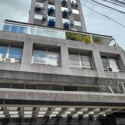 Sala com 47m², no bairro Centro em Florianópolis