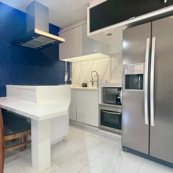 Cobertura com 63m², 2 quartos, 1 suíte, 2 garagens, no bairro Jurerê Internacional em Florianópolis
