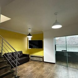 Casa Residencial com 101m², 2 quartos, 1 suíte, 1 garagem, no bairro Ingleses do Rio Vermelho em Florianópolis