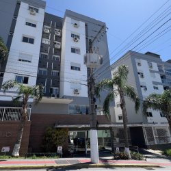 Apartamentos com 71m², 2 quartos, 1 suíte, 1 garagem, no bairro Praia Comprida em São José