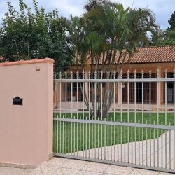Casa Residencial com 139m², 2 quartos, 4 garagens, no bairro Ingleses do Rio Vermelho em Florianópolis
