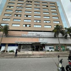 Sala com 37m², no bairro Estreito em Florianópolis