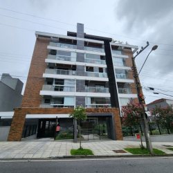 Studio Residencial com 39m², 1 quarto, 1 garagem, no bairro Centro em Florianópolis