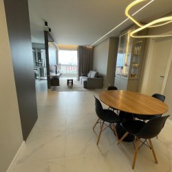 Apartamentos com 111m², 3 quartos, 2 suítes, 2 garagens, no bairro Canto em Florianópolis