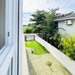 Casa Residencial com 123m², 3 quartos (sendo 1 suíte), 1 garagem, no bairro Campeche em Florianópolis