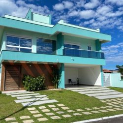 Casa em Condomínio com 300m², 4 quartos, 4 suítes, 4 garagens, no bairro São João Do Rio Vermelho em Florianópolis