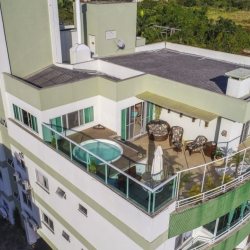 Cobertura com 187m², 3 quartos, 1 suíte, 1 garagem, no bairro Ingleses do Rio Vermelho em Florianópolis