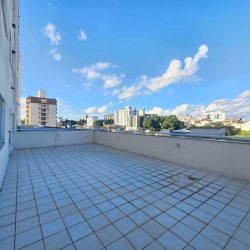 Apartamentos com 158m², 3 quartos, 1 suíte, 2 garagens, no bairro Capoeiras em Florianópolis