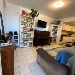 Casa Residencial com 150m², 4 quartos, 3 garagens, no bairro Ipiranga em São José