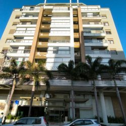 Apartamentos com 138m², 3 quartos, 3 suítes, 3 garagens, no bairro Balneário em Florianópolis