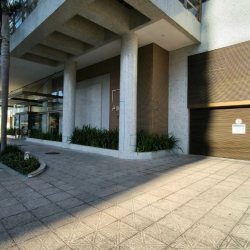 Apartamentos com 138m², 3 quartos, 3 suítes, 3 garagens, no bairro Balneário em Florianópolis