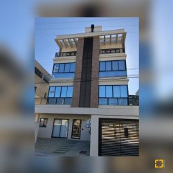 Cobertura com 124m², 3 quartos, 3 suítes, 2 garagens, no bairro Bombas em Bombinhas