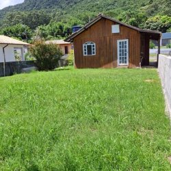 Casa Residencial com 89m², 2 quartos, no bairro Ratones em Florianópolis