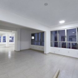 Sala com 203m², no bairro Centro em Florianópolis