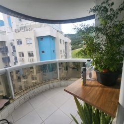 Apartamentos com 86m², 3 quartos, 1 suíte, 1 garagem, no bairro Itacorubi em Florianópolis