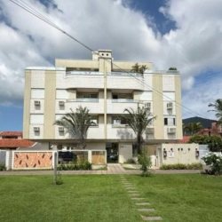 Apartamentos com 60m², 2 quartos, 1 suíte, 1 garagem, no bairro Açores em Florianópolis