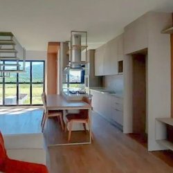 Apartamentos com 106m², 3 quartos, 1 suíte, 2 garagens, no bairro Ingleses do Rio Vermelho em Florianópolis