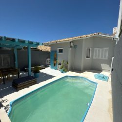 Casa Residencial com 88m², 2 quartos, 1 garagem, no bairro Ingleses do Rio Vermelho em Florianópolis