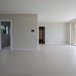 Apartamentos com 128m², 3 quartos, 3 suítes, 2 garagens, no bairro Cacupé em Florianópolis