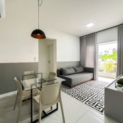 Apartamentos com 63m², 2 quartos, 2 suítes, 1 garagem, no bairro Pantanal em Florianópolis