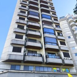Apartamentos com 165m², 4 quartos, 2 suítes, 1 garagem, no bairro Centro em Florianópolis