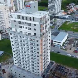 Apartamentos com 90m², 3 quartos, 1 suíte, 2 garagens, no bairro Pagani em Palhoça
