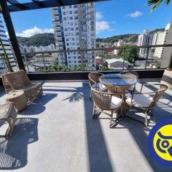 Apartamentos com 108m², 3 quartos, 3 suítes, 2 garagens, no bairro Centro em Florianópolis