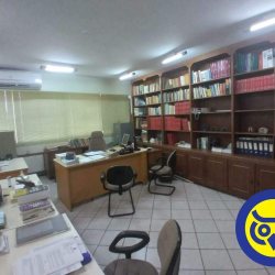 Sala com 49m², no bairro Centro em Florianópolis