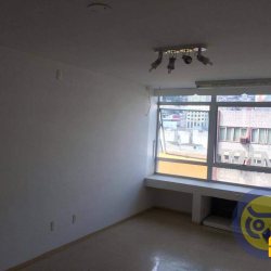 Sala com 40m², no bairro Centro em Florianópolis