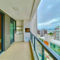 Apartamentos com 101m², 3 quartos, 1 suíte, 3 garagens, no bairro Agronômica em Florianópolis