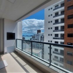 Apartamentos com 123m², 3 quartos, 1 suíte, 2 garagens, no bairro Agronômica em Florianópolis