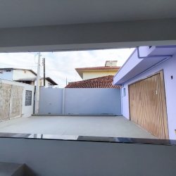 Casa Residencial com 173m², 4 quartos, 1 suíte, 4 garagens, no bairro Campeche em Florianópolis