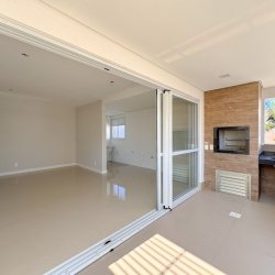 Apartamentos com 95m², 3 quartos, 1 suíte, 2 garagens, no bairro Itacorubi em Florianópolis