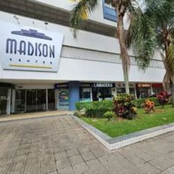 Sala com 32m², no bairro Carvoeira em Florianópolis