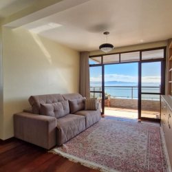 Apartamentos com 208m², 4 quartos, 1 suíte, 2 garagens, no bairro Agronômica em Florianópolis