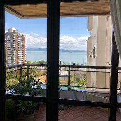 Apartamentos com 128m², 3 quartos, 1 suíte, 2 garagens, no bairro Agronômica em Florianópolis