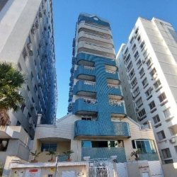 Apartamentos com 32m², 1 quarto, 1 garagem, no bairro Centro em Florianópolis