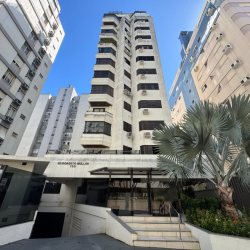 Apartamentos com 88m², 3 quartos, 1 suíte, 1 garagem, no bairro Centro em Florianópolis