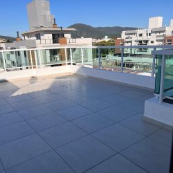 Cobertura com 170m², 2 quartos, 1 suíte, 2 garagens, no bairro Ingleses em Florianópolis