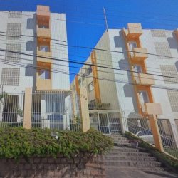 Apartamentos com 40m², 1 quarto, 1 garagem, no bairro Coqueiros em Florianópolis