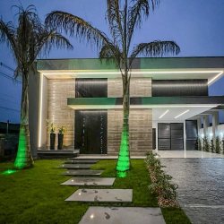 Casa em Condomínio com 174m², 3 quartos, 1 suíte, 4 garagens, no bairro Pedra Branca em Palhoça