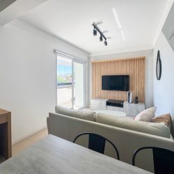 Apartamentos com 67m², 2 quartos, 1 suíte, 2 garagens, no bairro Carvoeira em Florianópolis